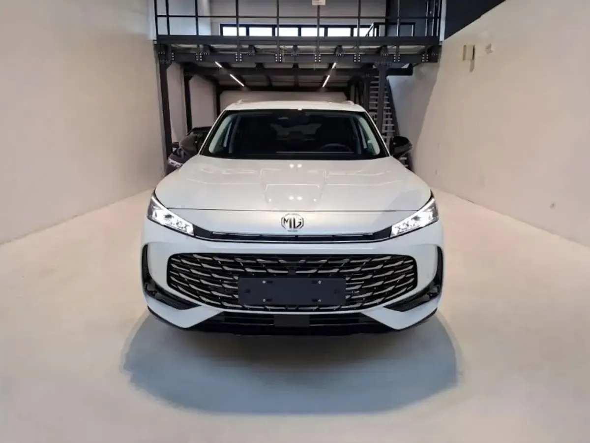 Nuova MG HS Luxury 224 CV (164 kW) 2026 Bianco SUV