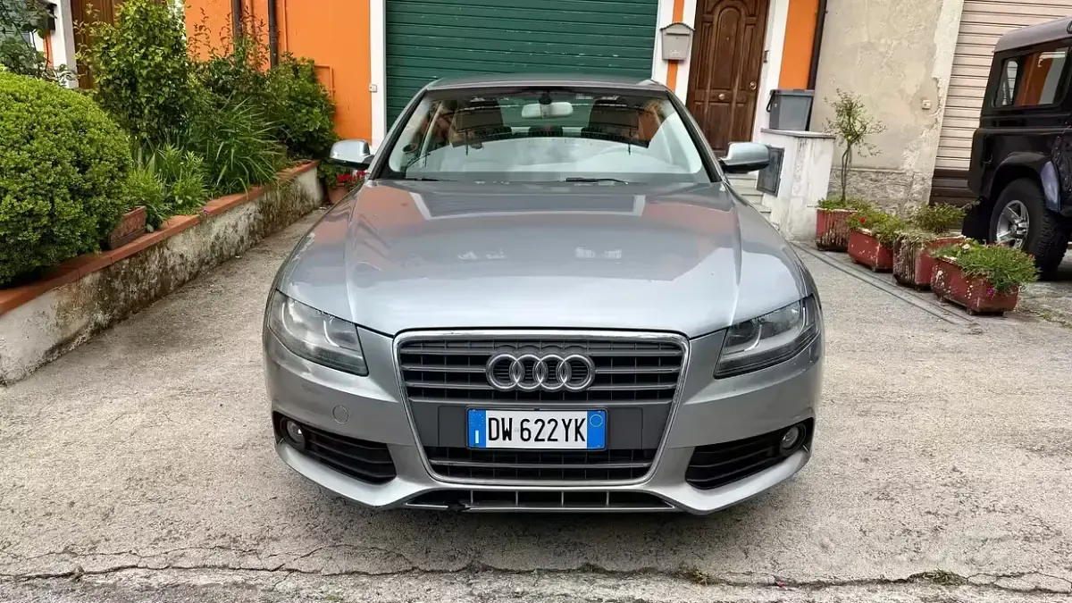 Usata Audi A4 Ambiente 143 CV (105 kW) 2009 Grigio Berlina
