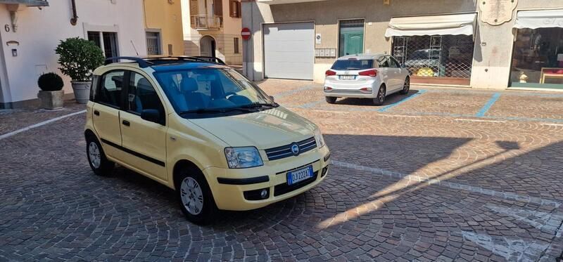 Usata Fiat Panda 60 CV (44 kW) 2007 Giallo Utilitaria