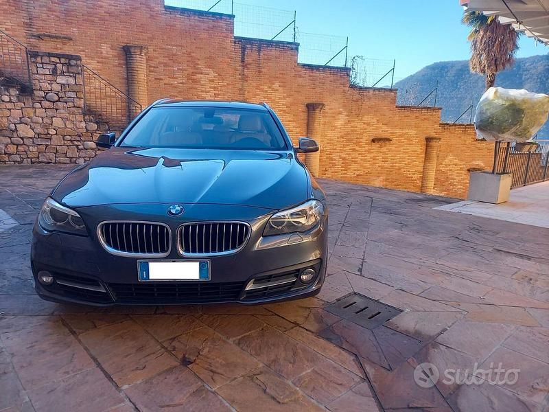 Usata BMW 520 190 CV (139 kW) 2016 Blu Station wagon
