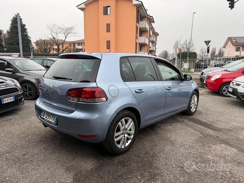 Usata VW Golf VI Highline 160 CV (117 kW) 2009 Blu Utilitaria