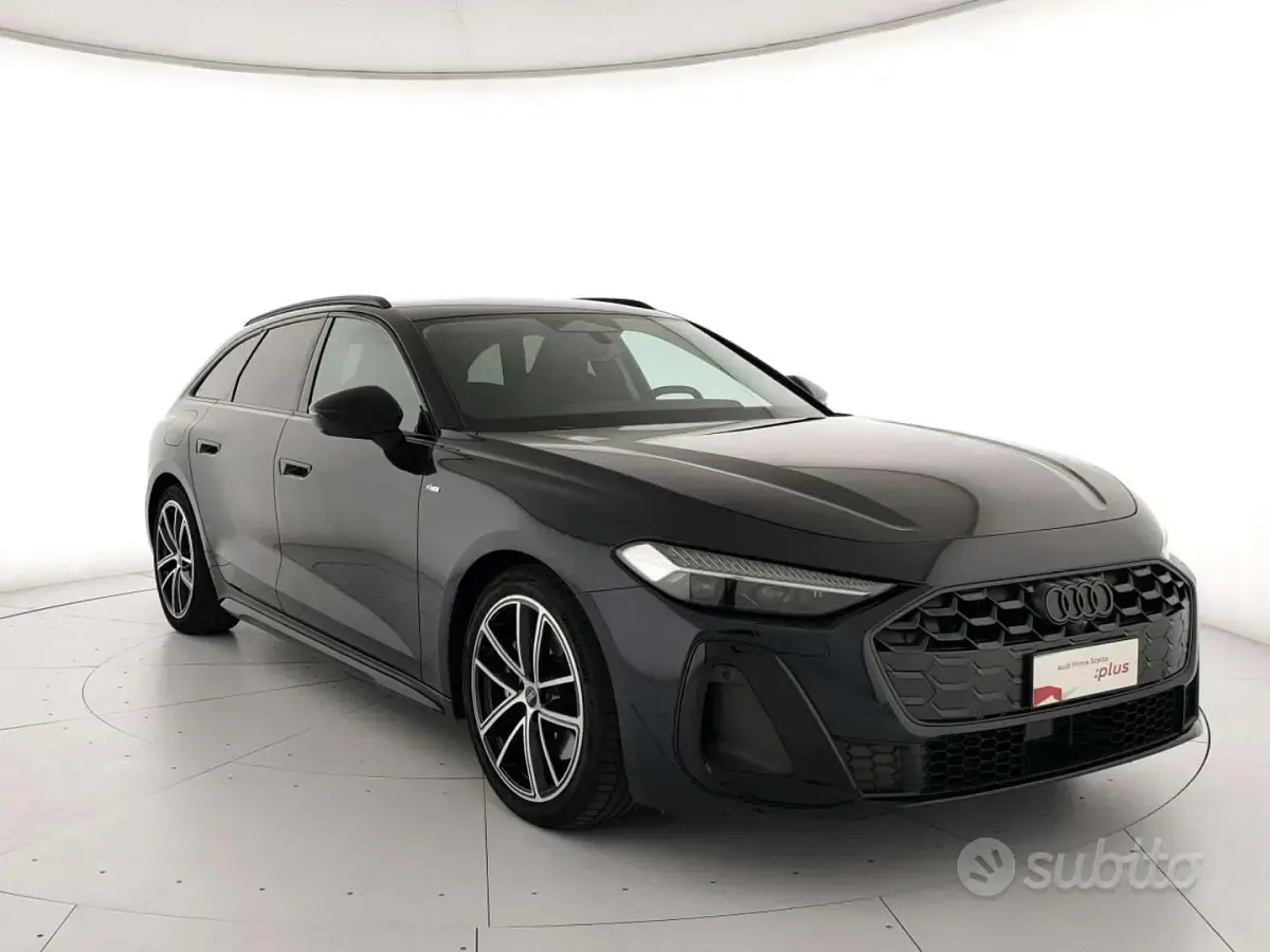 Usata Audi A5 S-Line 204 CV (150 kW) 2025 Blu Station wagon