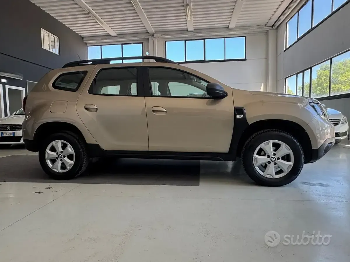 Usata Dacia Duster 114 CV (83 kW) 2019 Grigio SUV