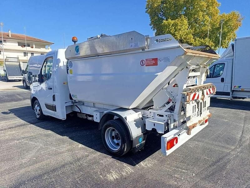 Usata Renault Master 145 CV (106 kW) 2020 Bianco Furgone