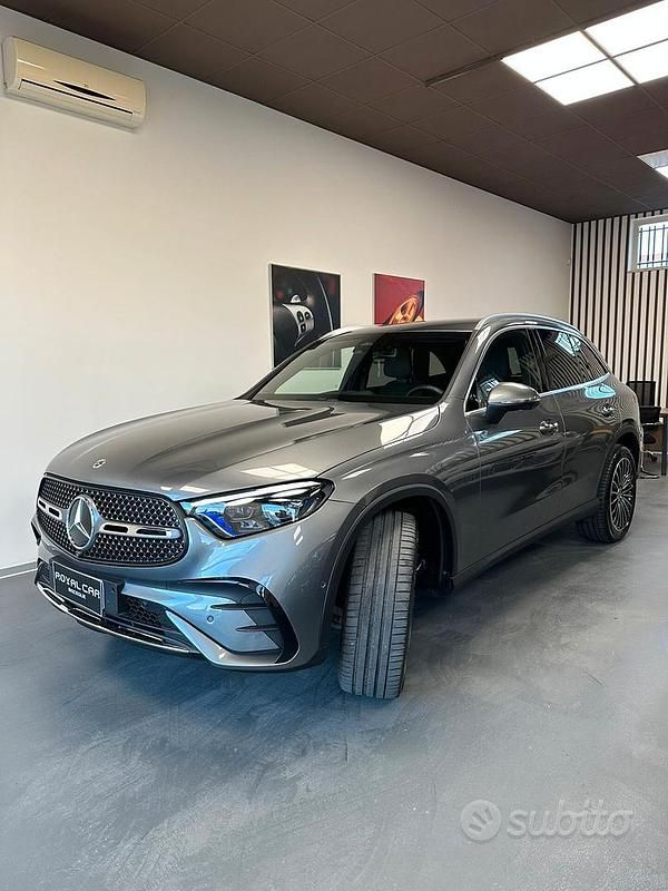 Grigio Usata 2023 Mercedes GLC220 Premium SUV | 55.500 € (Buon prezzo) - Immagine 1/4