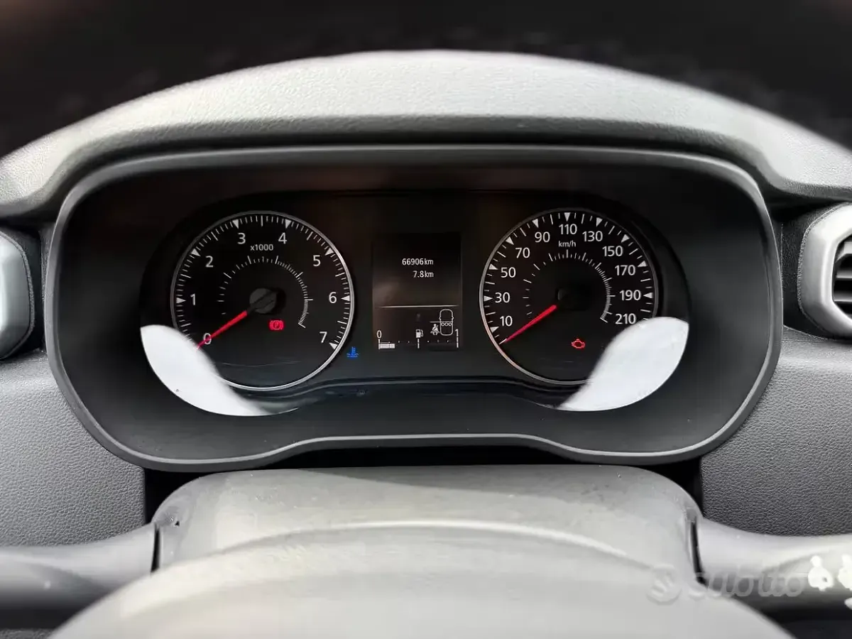 Usata Dacia Duster Comfort 116 CV (85 kW) 2023 Grigio SUV