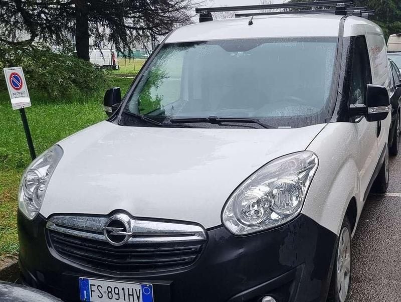Usata Opel Combo 75 CV (55 kW) 2018 Bianco Monovolume