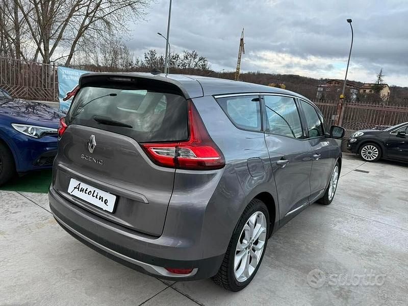 Usata Renault Grand Scénic IV 150 CV (110 kW) 2019 Grigio Monovolume