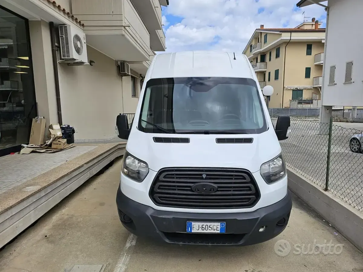 Usata Ford Transit 105 CV (77 kW) 2017 Bianco Berlina