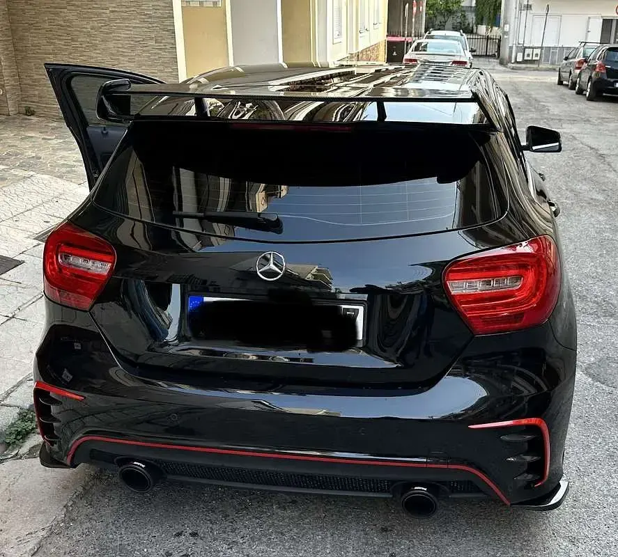 Usata Mercedes A180 AMG 122 CV (89 kW) 2013 Nero Utilitaria
