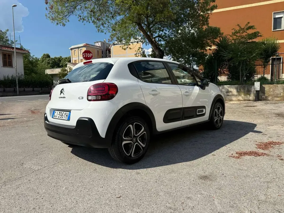 Usata Citroën C3 Feel 83 CV (61 kW) 2022 Bianco Utilitaria