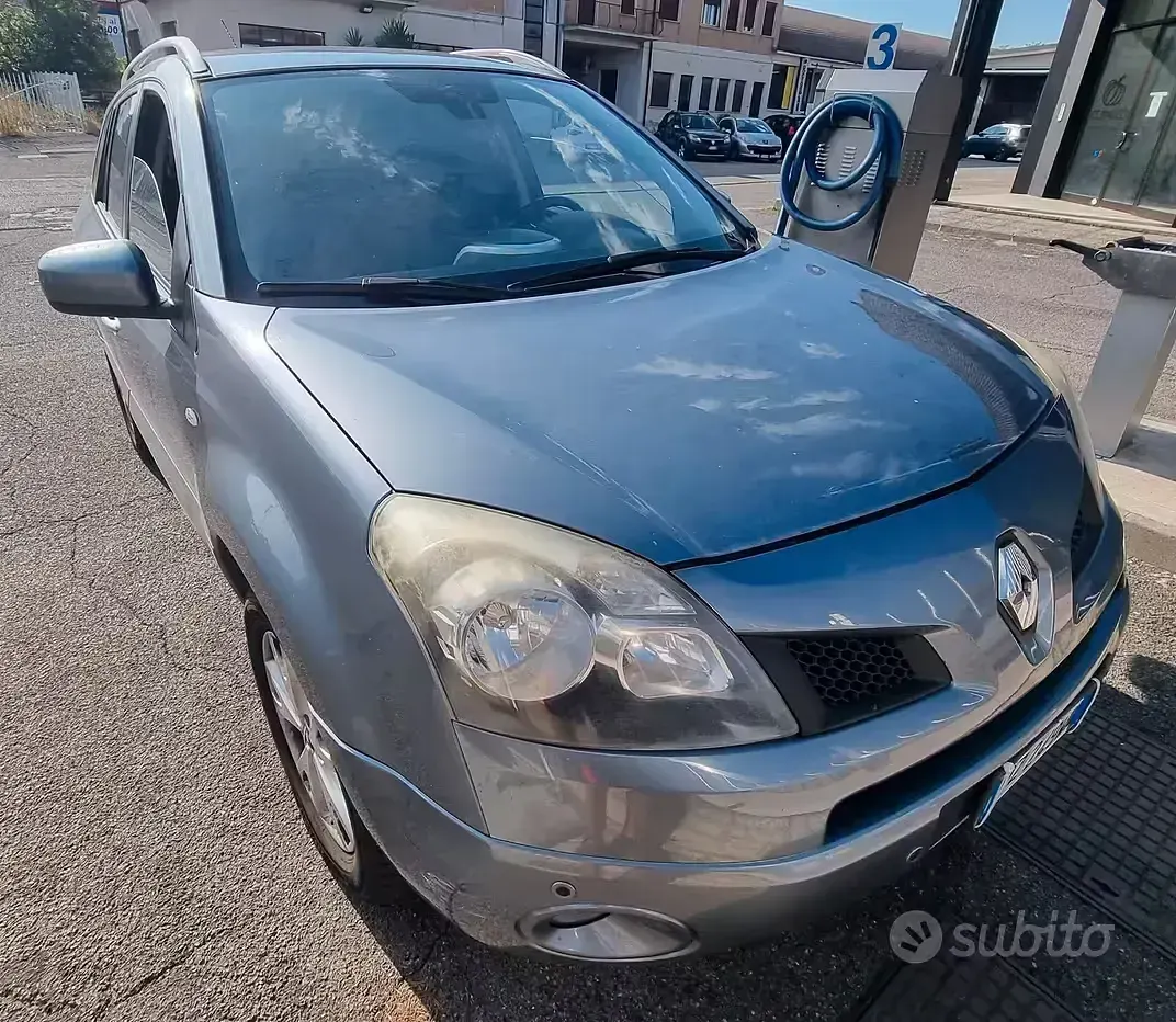 Usata Renault Koleos 150 CV (110 kW) 2009 Grigio SUV