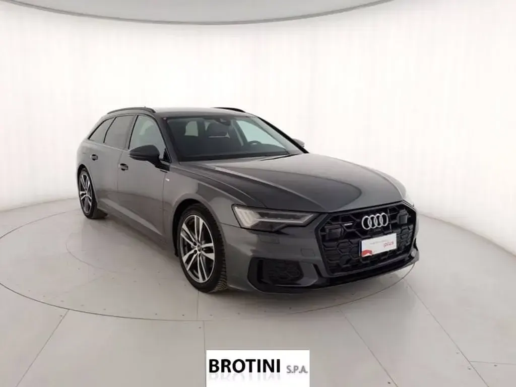 Usata Audi A6 S-Line 204 CV (150 kW) 2024 Grigio Station wagon