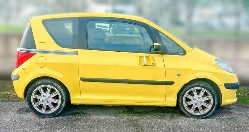 Usata Peugeot 1007 109 CV (80 kW) 2007 Monovolume