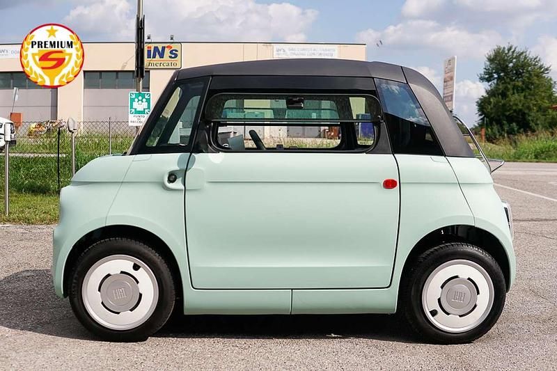 Usata Fiat Topolino 5 kW (8 CV) 2024 Verde vita Utilitaria