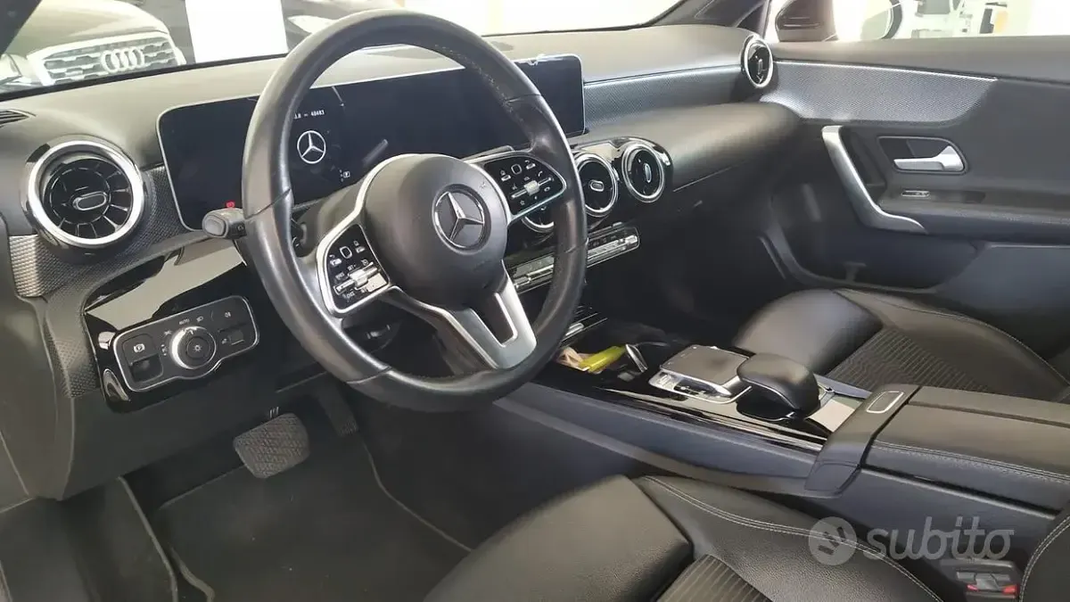 Usata Mercedes 180 109 CV (80 kW) 2019 Nero Berlina
