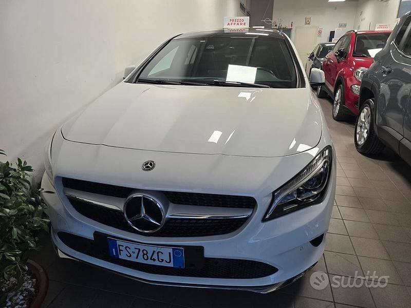 Usata Mercedes CLA220 Premium 176 CV (129 kW) 2018 Bianco Berlina