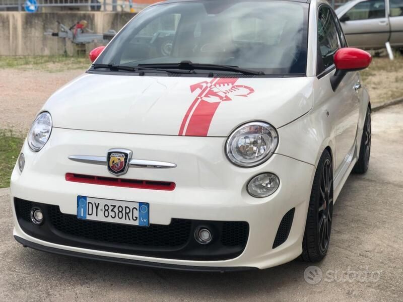 Usata Abarth 500 Esseesse 135 CV (99 kW) 2009 Bianco Utilitaria