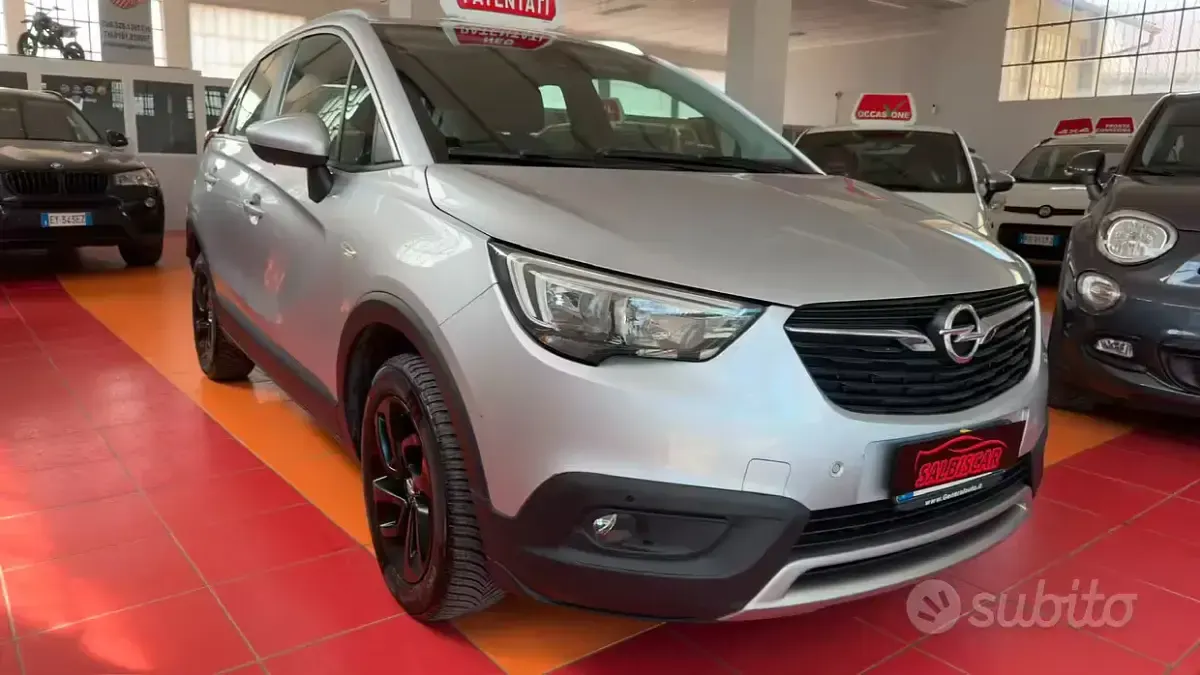 Usata Opel Crossland X 102 CV (75 kW) 2019 Grigio SUV