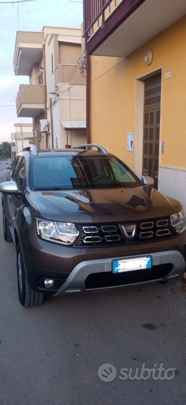 Marrone Usata 2019 Dacia Duster Prestige SUV | 13.500 € (Buon prezzo) - Immagine 1/2