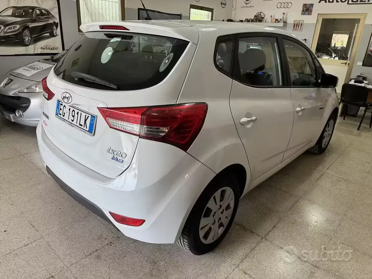 Usata Hyundai ix20 90 CV (66 kW) 2011 Bianco Utilitaria
