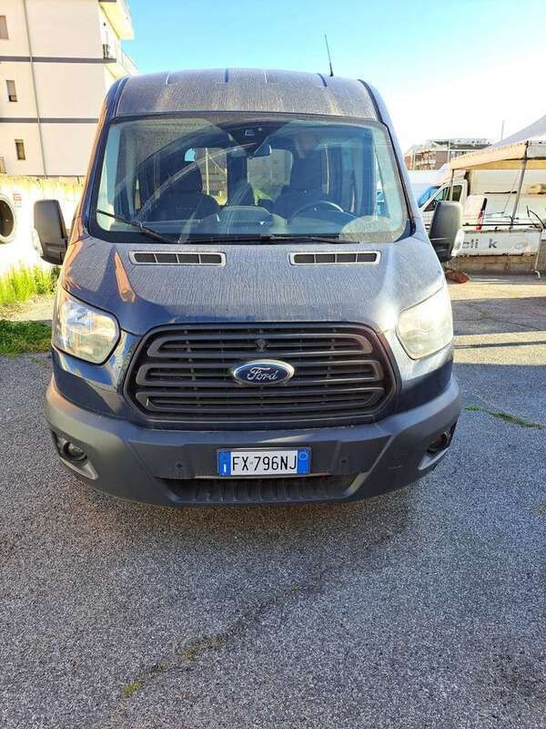 Blu/azzurro Usata 2019 Ford Transit Station wagon | 21.999 € (Buon prezzo) - Immagine 1/4