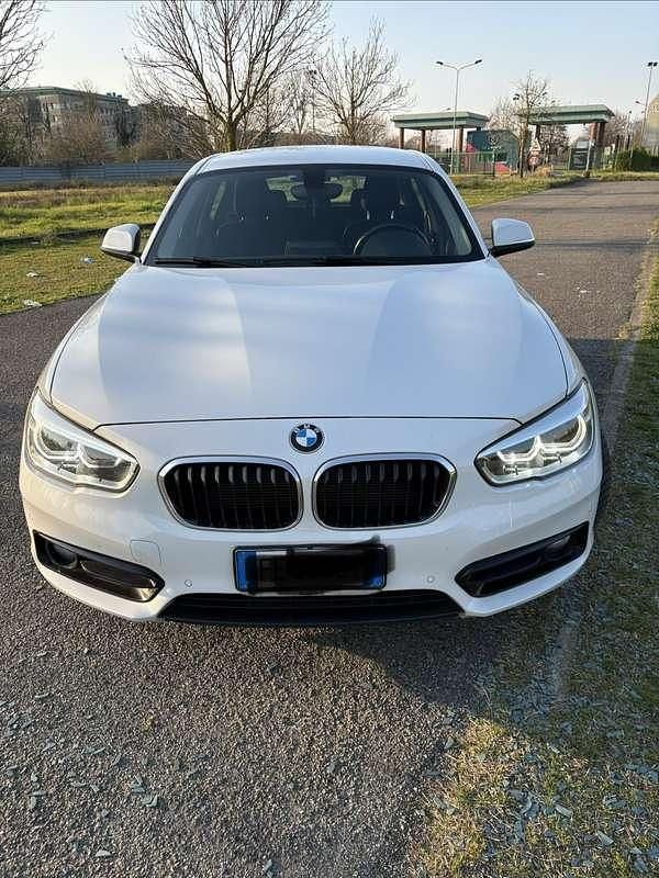 Usata BMW 116 Sport Line 116 CV (85 kW) 2016 Bianco Utilitaria