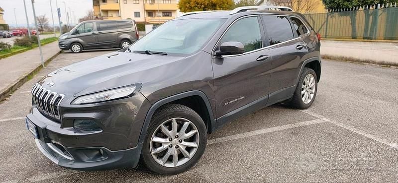 Usata Jeep Cherokee Limited 2018 Grigio SUV