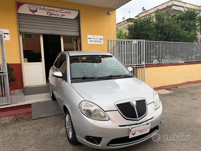 Grigio Usata 2007 Lancia Ypsilon Due volumi | 2299 € (Super prezzo) - Immagine 1/4