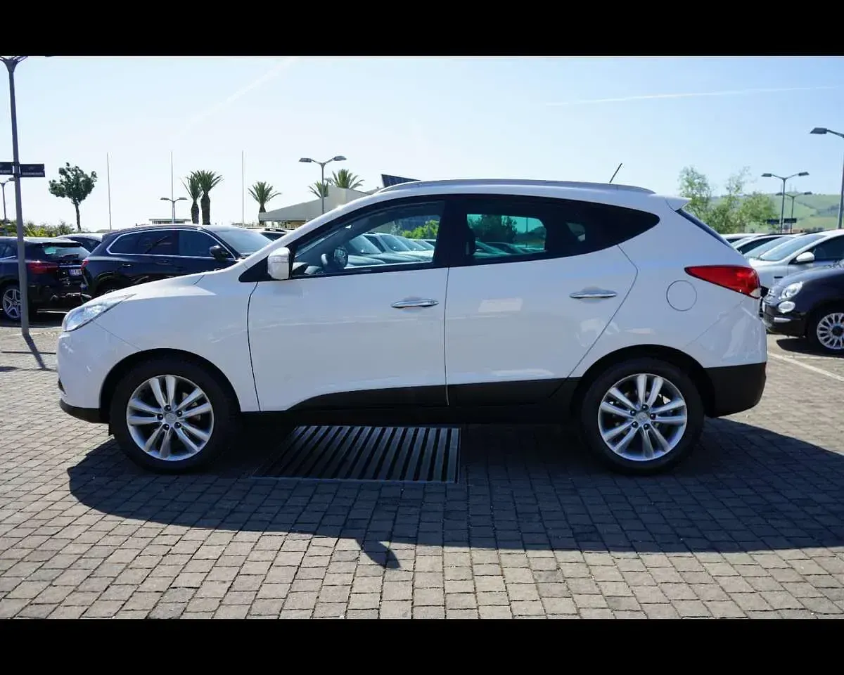 Usata Hyundai ix35 Style 184 CV (135 kW) 2012 Bianco SUV
