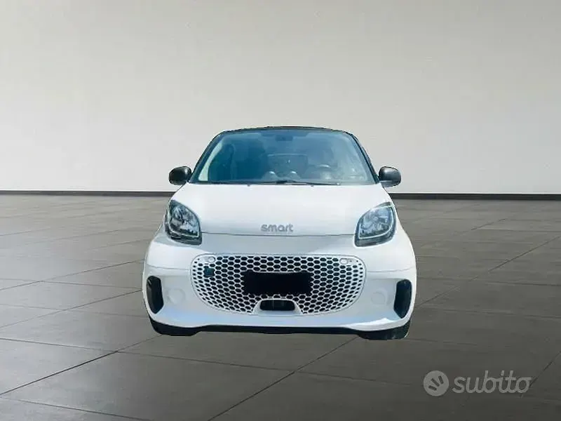 Usata Smart ForTwo Coupé Passion 60 kW (82 CV) 2021 Bianco Utilitaria