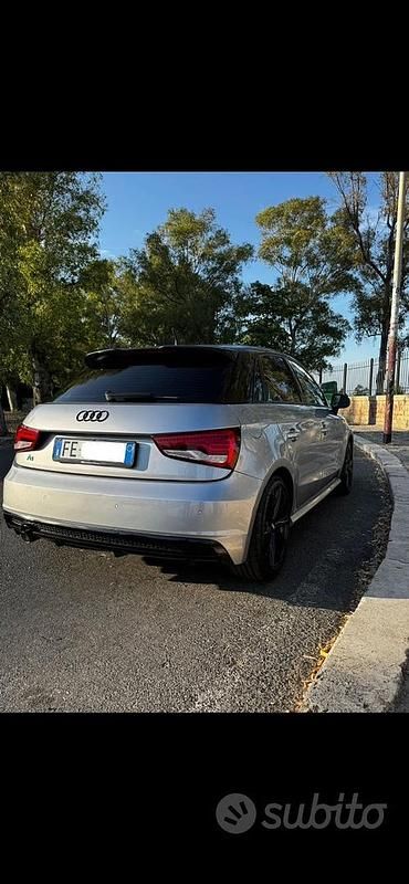 Usata Audi A1 Sportback S-Line 122 CV (89 kW) 2016 Grigio Utilitaria