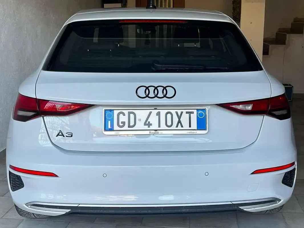 Usata Audi A3 Advanced 150 CV (110 kW) 2021 Bianco Berlina