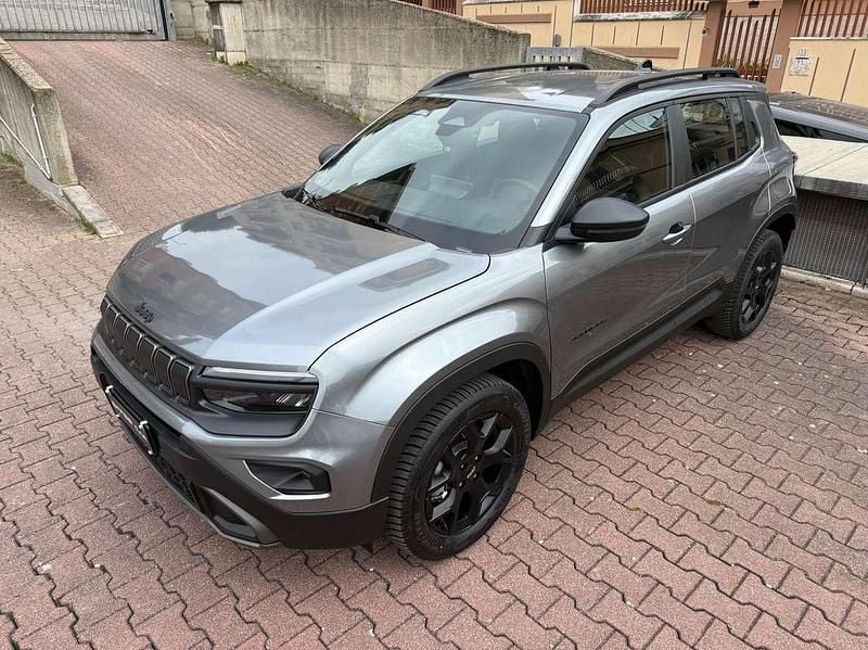 Nuova Jeep Avenger 145 CV (106 kW) 2026 Grigio granite SUV
