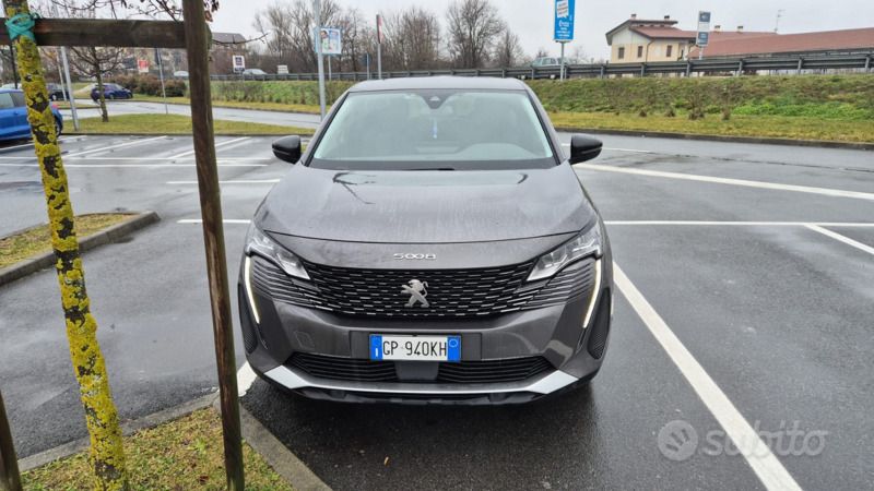 Usata Peugeot 5008 150 CV (110 kW) 2022 Grigio Monovolume