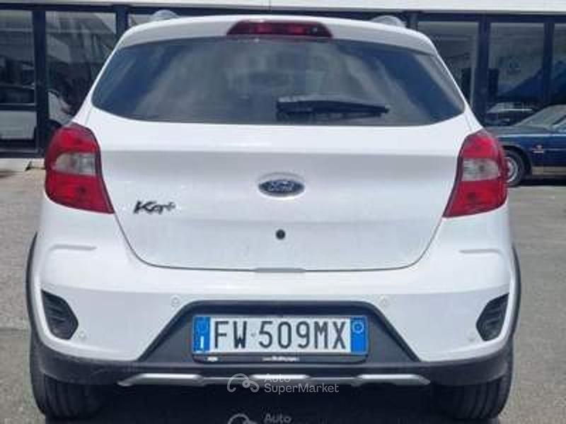 Begagnad Ford Ka Plus 86 HK (63 kW) 2019 Vit Halvkombi