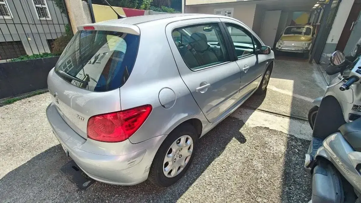 Usata Peugeot 307 109 CV (80 kW) 2006 Grigio Berlina