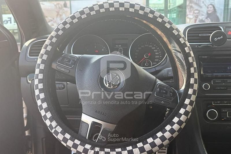 Usata VW Golf Cabriolet 105 CV (77 kW) 2012 Gray Cabrio