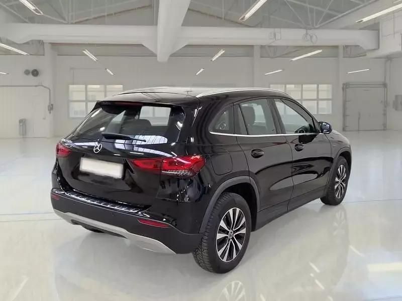 Usata Mercedes GLA250 160 CV (117 kW) 2021 Nero SUV