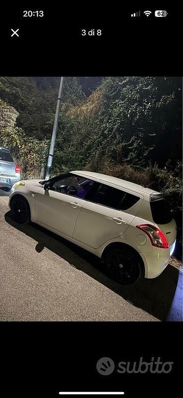 Usata 2012 Suzuki Swift GL Due volumi | 2999 € (Ottimo prezzo) - Immagine 1/3