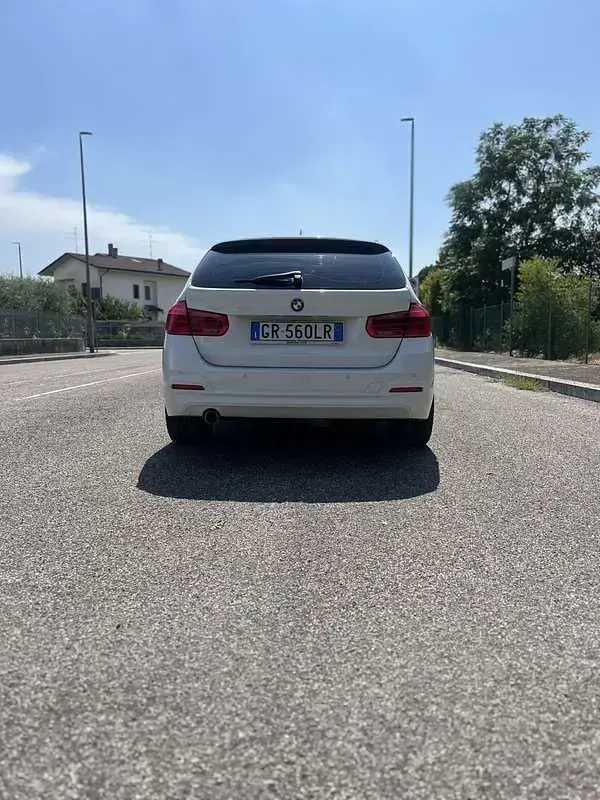 Usata BMW 318 Advantage 150 CV (110 kW) 2018 Station wagon