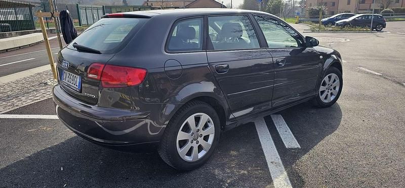 Usata Audi A3 Ambiente 140 CV (102 kW) 2005 Utilitaria