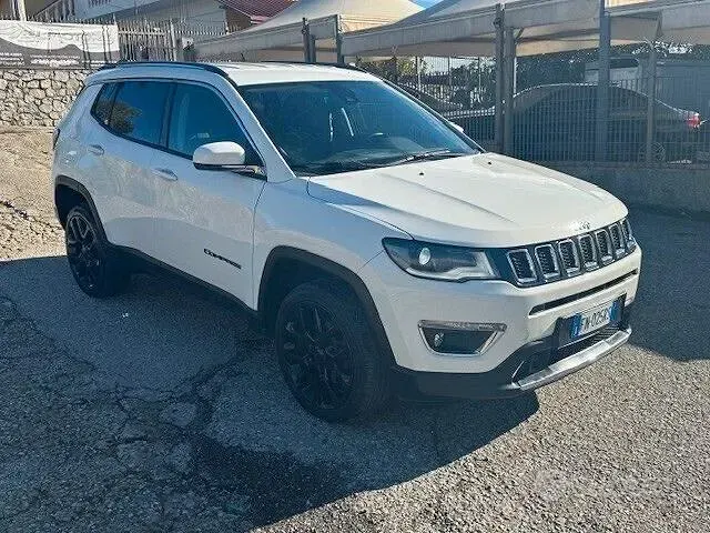 Usata Jeep Compass Limited 140 CV (102 kW) 2018 Bianco SUV