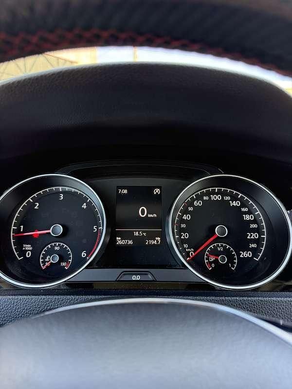 Usata VW Golf VII Highline 105 CV (77 kW) 2013 Berlina