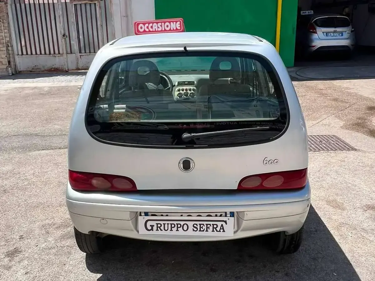 Usata Fiat 600 54 CV (39 kW) 2008 Argento Utilitaria