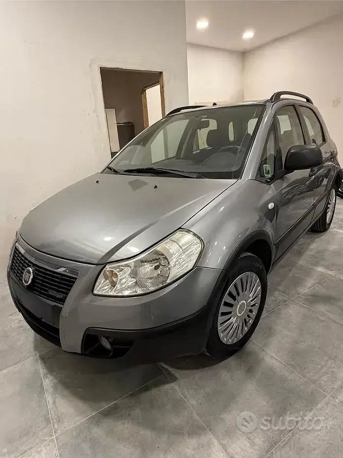 Usata Fiat Sedici Dynamic 120 CV (88 kW) 2010 SUV