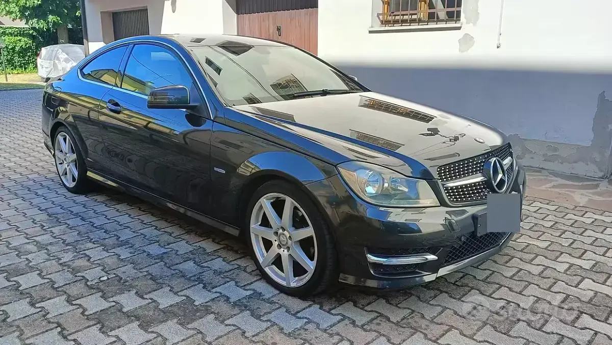 Usata Mercedes C220 170 CV (125 kW) 2011 Coupé
