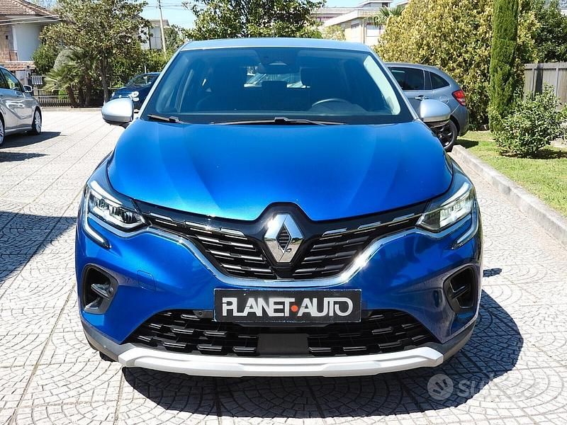 Usata Renault Captur Business 115 CV (84 kW) 2020 Blu SUV