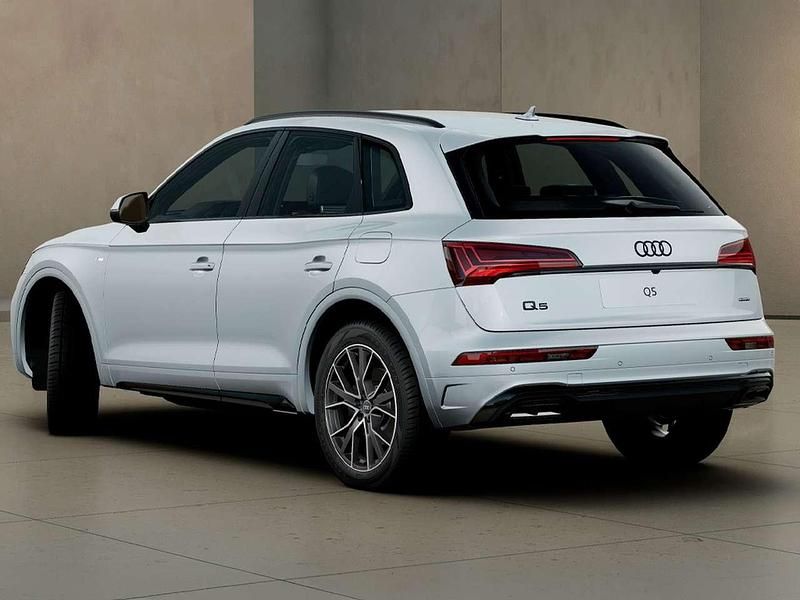 Usata Audi Q5 S-line plus 299 CV (219 kW) 2024 Bianco ghiacciaio metallizzato SUV