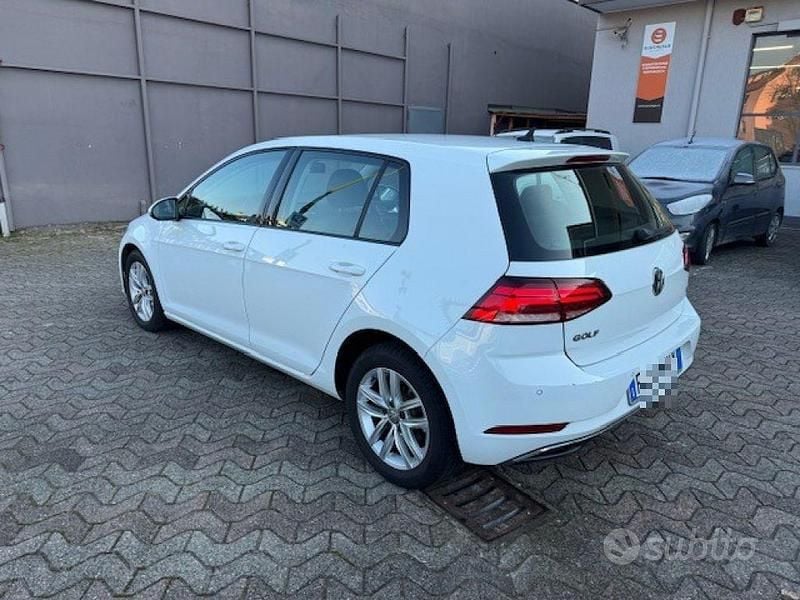 Usata VW Golf VII Business 116 CV (85 kW) 2017 Bianco Berlina